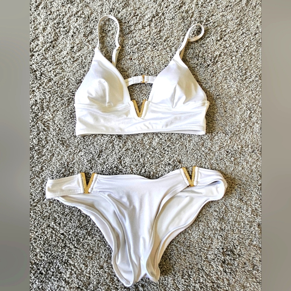 Victoria's Secret Bikini 👙